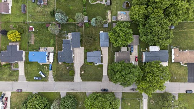 1442 Kettering Avenue, Burton, MI 48509