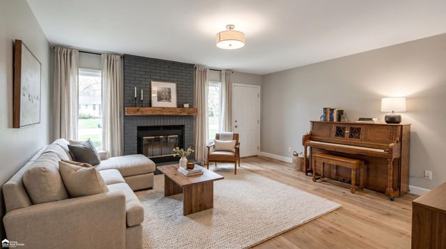1442 Kettering Avenue, Burton, MI 48509