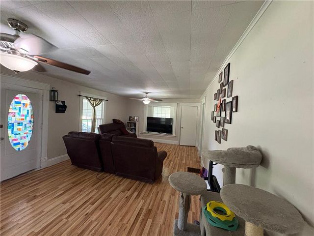 304 S Rogers Road, Louisburg, KS 66053