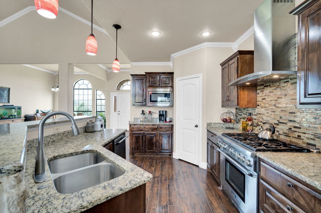 508 Fm 983, Ferris, TX 75125