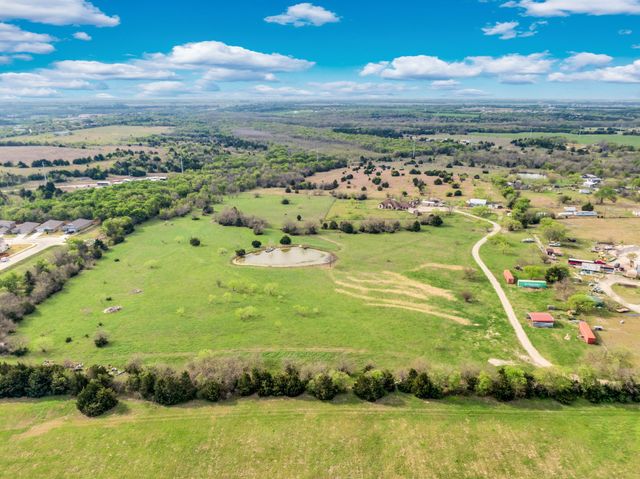 508 Fm 983, Ferris, TX 75125