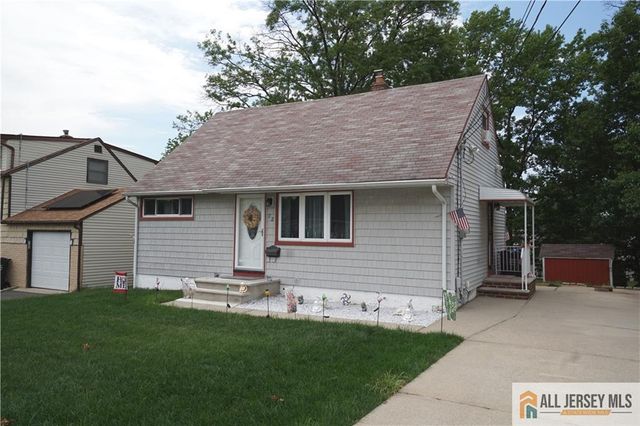 22 Lowell Street, Iselin, NJ 08830
