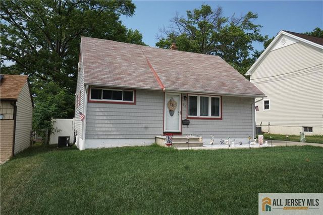 22 Lowell Street, Iselin, NJ 08830