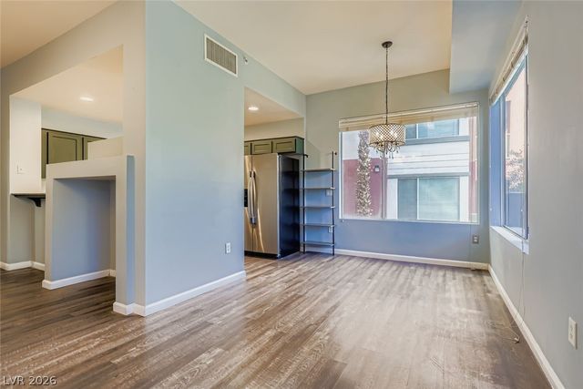 39 East Agate Avenue 208, Las Vegas, NV 89123