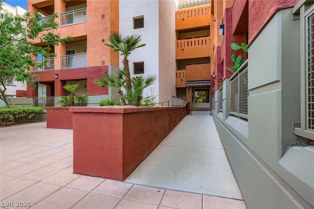 39 East Agate Avenue 208, Las Vegas, NV 89123