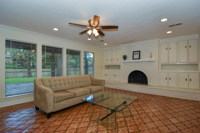 18603 Point Lookout Drive, Houston, TX 77058