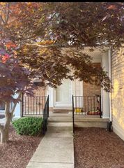 1542 Brentwood Drive, Troy, MI 48098