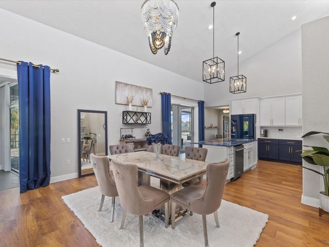 617 KINGSTON COURT, Apollo Beach, FL 33572