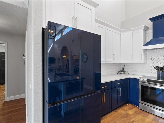 617 KINGSTON COURT, Apollo Beach, FL 33572