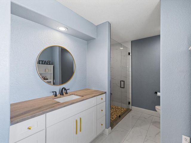 617 KINGSTON COURT, Apollo Beach, FL 33572