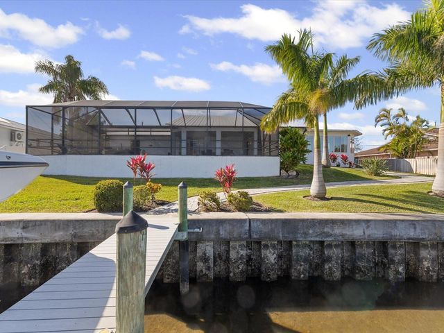 617 KINGSTON COURT, Apollo Beach, FL 33572