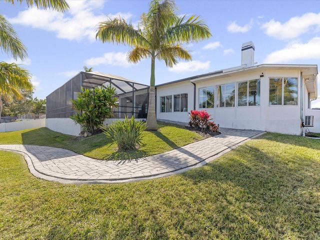 617 KINGSTON COURT, Apollo Beach, FL 33572