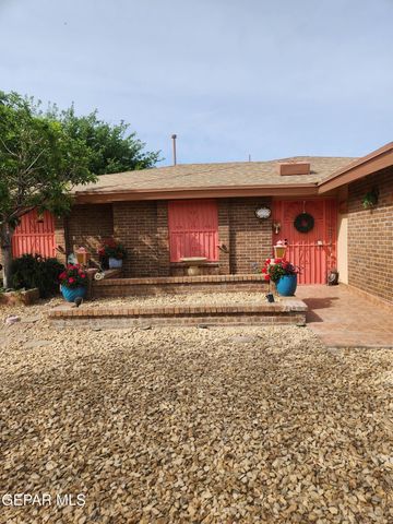 1431 LOST PINES Lane, El Paso, TX 79936