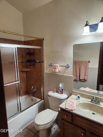 1431 LOST PINES Lane, El Paso, TX 79936