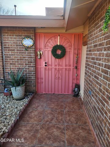 1431 LOST PINES Lane, El Paso, TX 79936