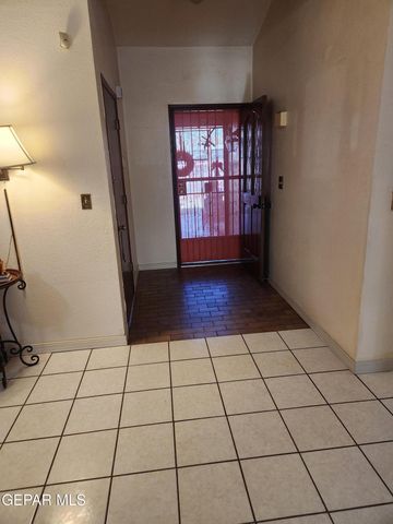 1431 LOST PINES Lane, El Paso, TX 79936