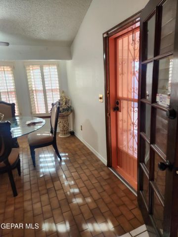 1431 LOST PINES Lane, El Paso, TX 79936