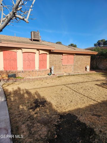 1431 LOST PINES Lane, El Paso, TX 79936