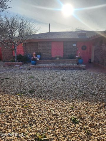 1431 LOST PINES Lane, El Paso, TX 79936