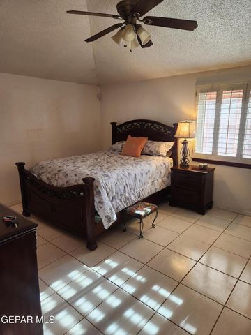 1431 LOST PINES Lane, El Paso, TX 79936