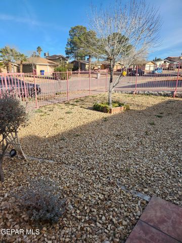 1431 LOST PINES Lane, El Paso, TX 79936