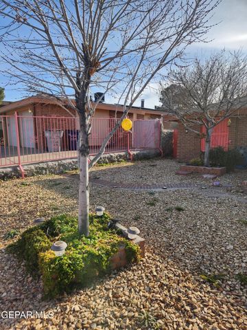 1431 LOST PINES Lane, El Paso, TX 79936