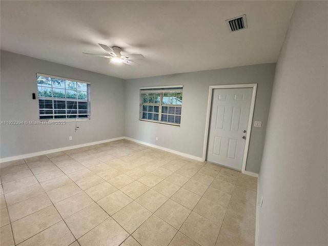 1529 SW 22nd St 2, Fort Lauderdale, FL 33315