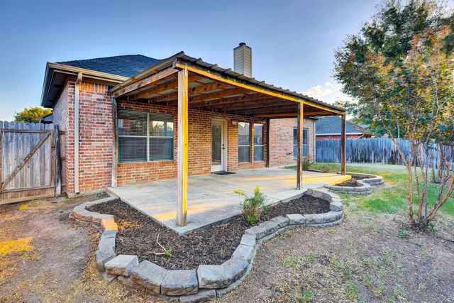 409 Silver Mine Drive, Justin, TX 76247