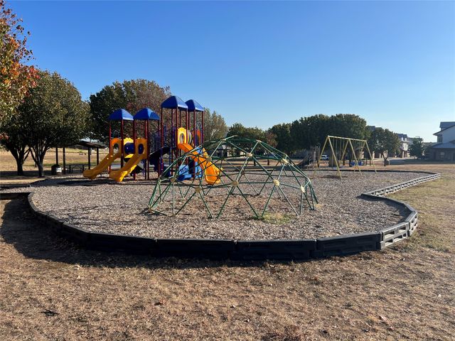 409 Silver Mine Drive, Justin, TX 76247