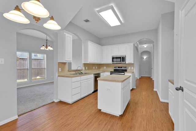409 Silver Mine Drive, Justin, TX 76247