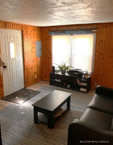 1420 Reo Road, Lansing, MI 48910