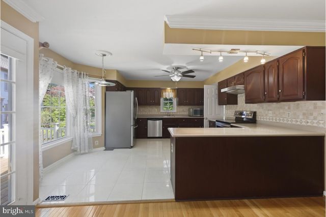8322 COTTAGE HILL CT, Gaithersburg, MD 20877