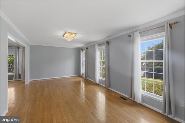 8322 COTTAGE HILL CT, Gaithersburg, MD 20877