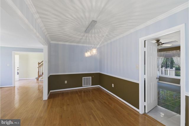 8322 COTTAGE HILL CT, Gaithersburg, MD 20877