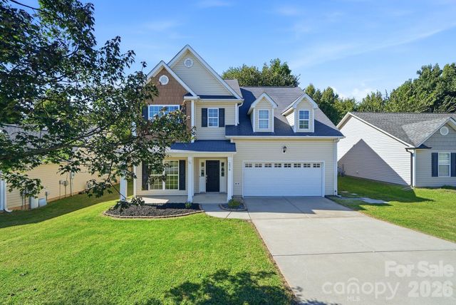 2978 NW Deep Cove Drive NW, Concord, NC 28027