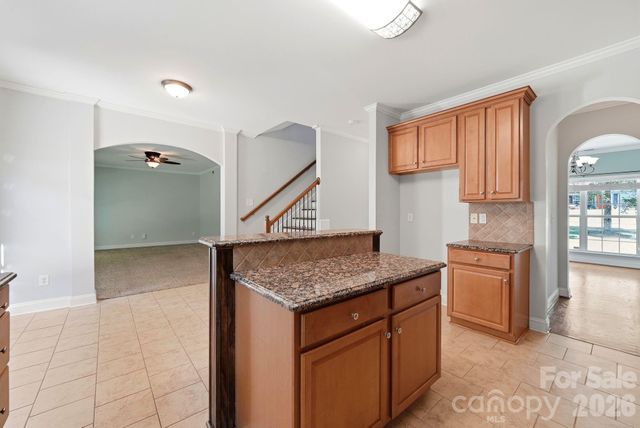 2978 NW Deep Cove Drive NW, Concord, NC 28027
