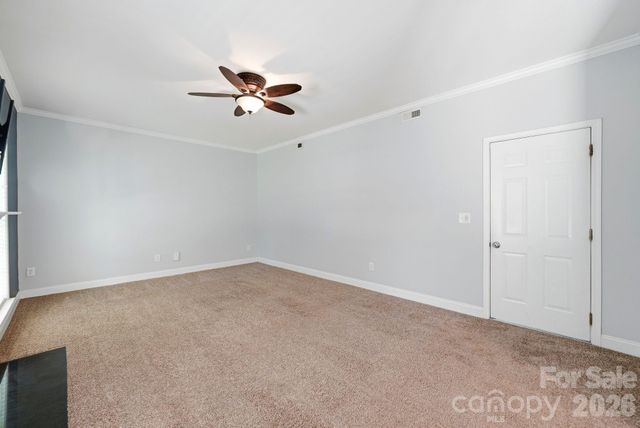 2978 NW Deep Cove Drive NW, Concord, NC 28027