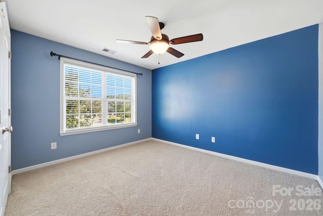 2978 NW Deep Cove Drive NW, Concord, NC 28027