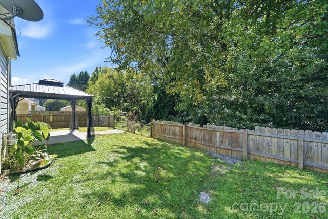 2978 NW Deep Cove Drive NW, Concord, NC 28027