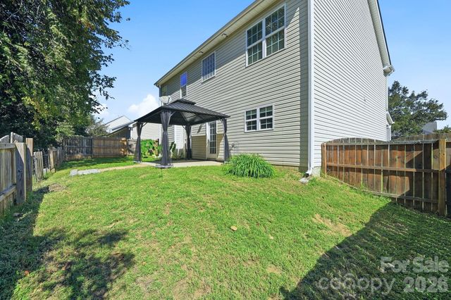 2978 NW Deep Cove Drive NW, Concord, NC 28027