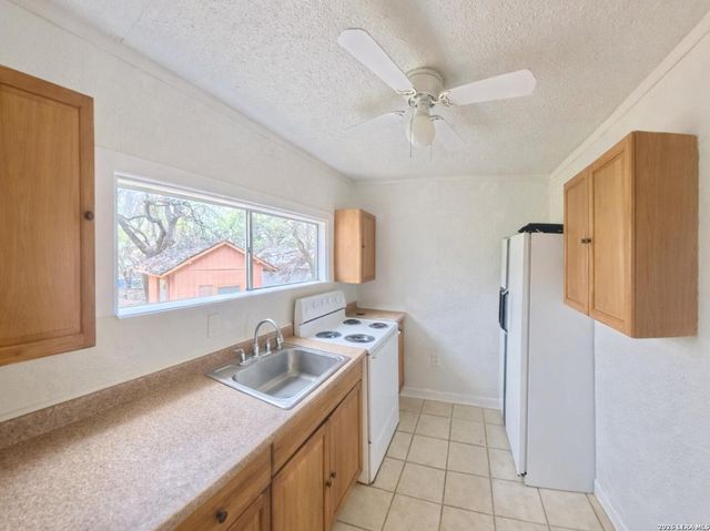 31567 Panther, Bulverde, TX 78163