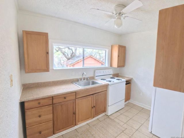 31567 Panther, Bulverde, TX 78163