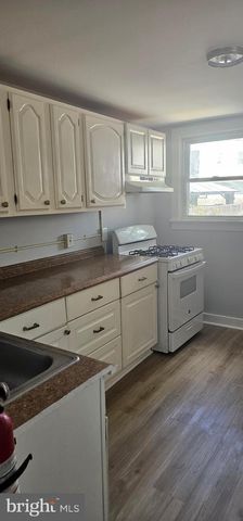 140 CLEVELAND AVE, Trenton, NJ 08609