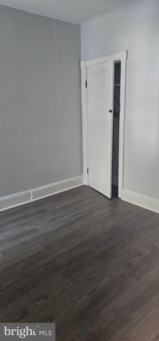 140 CLEVELAND AVE, Trenton, NJ 08609