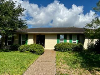 5005 Cascade Dr, Corpus Christi, TX 78413