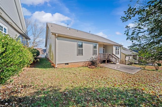 208 Terrace View Way, Seneca, SC 29678