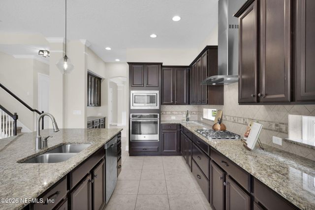 3724 BURNT PINE Drive, Jacksonville, FL 32224