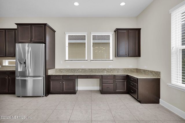 3724 BURNT PINE Drive, Jacksonville, FL 32224