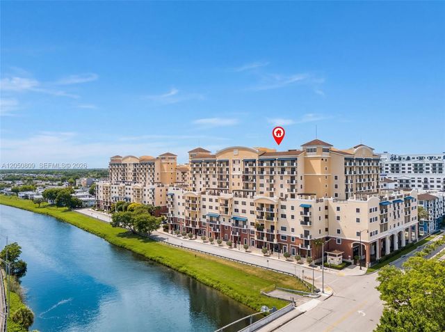 8390 SW 72nd Avenue, Miami, FL 33143