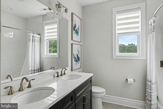 9 FOXTAIL LN, Doylestown, PA 18901
